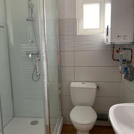 Les Avec Sdb,1 L'interieur Completement Renove En 2024,plage Du Debarquement 5 Minutes A Pied
