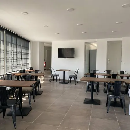 Les Avec Sdb,1 L'interieur Completement Renove En 2024,plage Du Debarquement 5 Minutes A Pied Inn
