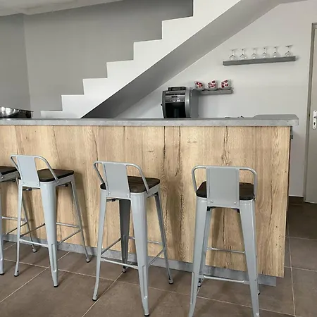 Les Avec Sdb,1 L'interieur Completement Renove En 2024,plage Du Debarquement 5 Minutes A Pied *