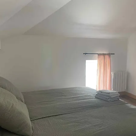 Värdshus Les Avec Sdb,1 L'interieur Completement Renove En 2024,plage Du Debarquement 5 Minutes A Pied *