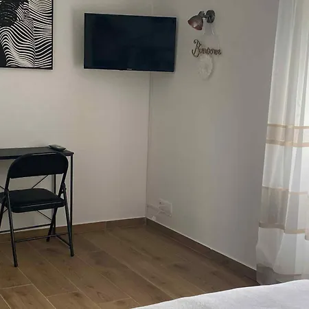 Les Avec Sdb,1 L'interieur Completement Renove En 2024,plage Du Debarquement 5 Minutes A Pied *
