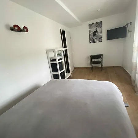 Les Avec Sdb,1 L'interieur Completement Renove En 2024,plage Du Debarquement 5 Minutes A Pied * Vierville-sur-Mer